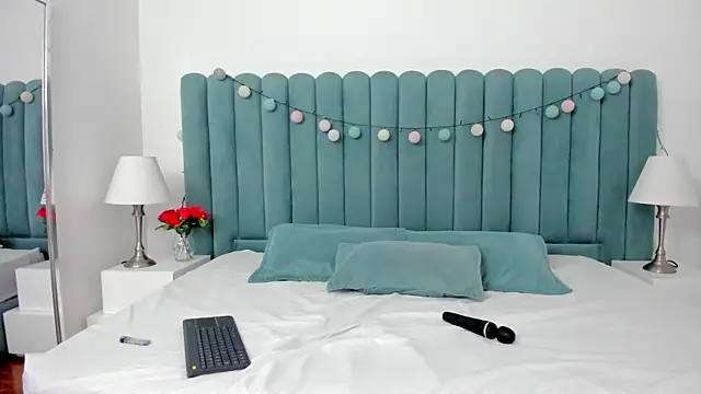 Snapshot of marianaaguii chatting on 02-19-25, 11:49 marianaaguii online show from 02-19-25, 11:49