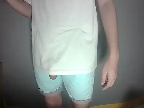 Snapshot of Enda_21 chatting on 10-30-25, 04:36 Enda 21 online show from 10-30-25, 04:36