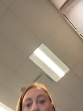 cinnatitties online show from 10-28-25, 03:04