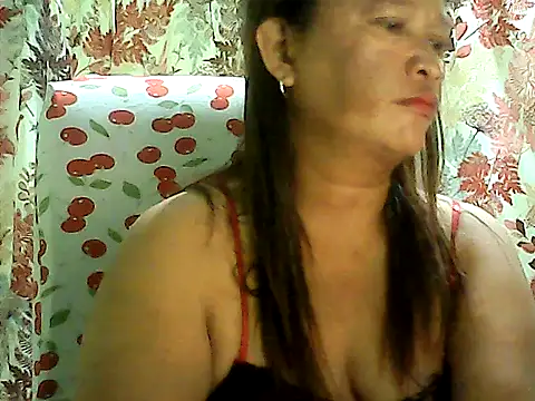 Snapshot of hott_scarlett chatting on 03-27-26, 09:47 hott scarlett online show from 03-27-26, 09:47