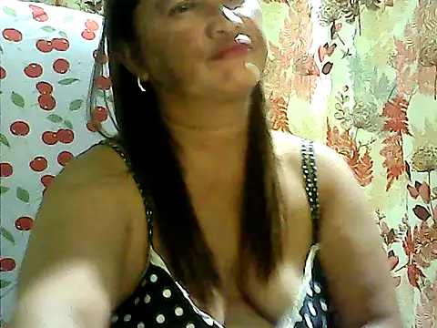 Snapshot of hott_scarlett chatting on 03-29-26, 10:04 hott scarlett online show from 03-29-26, 10:04