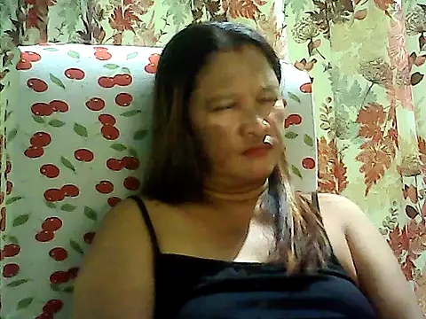 Snapshot of hott_scarlett chatting on 04-02-26, 12:03 hott scarlett online show from 04-02-26, 12:03
