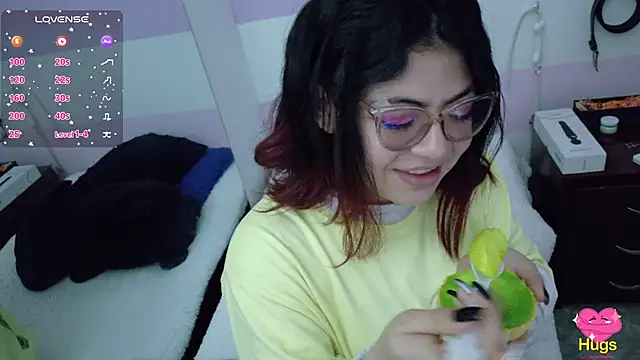 Catwhite  online show from 11-06-25, 04:08