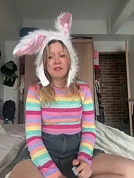 Snapshot of Darling_XXX chatting on 04-17-26, 06:55 Darling XXX online show from 04-17-26, 06:55