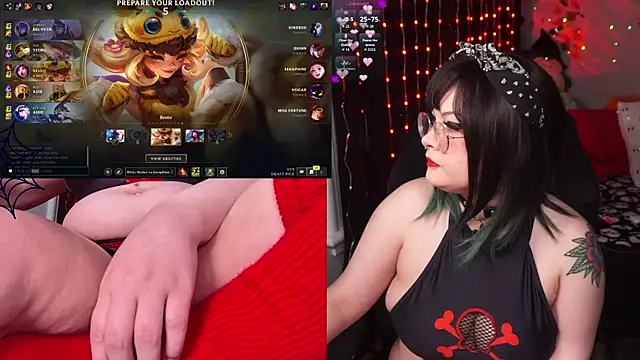 Snapshot of evamila chatting on 11-02-25, 10:56 evamila online show from 11-02-25, 10:56