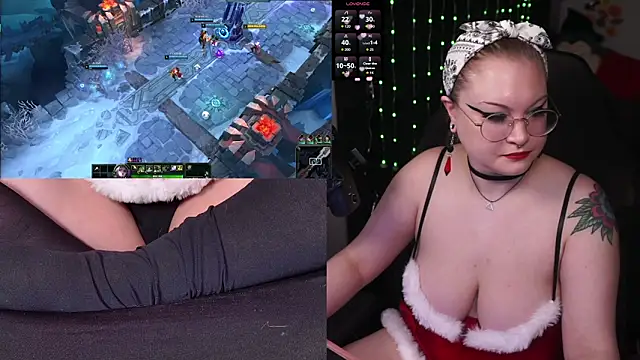 Snapshot of evamila chatting on 11-11-25, 05:57 evamila online show from 11-11-25, 05:57