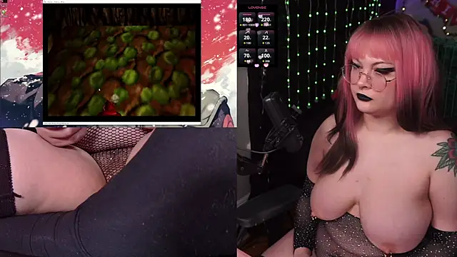 Snapshot of evamila chatting on 11-13-25, 10:30 evamila online show from 11-13-25, 10:30