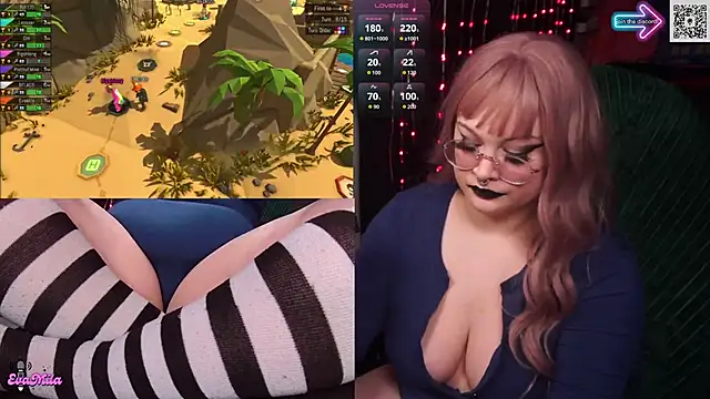 Snapshot of evamila chatting on 01-11-26, 03:55 evamila online show from 01-11-26, 03:55