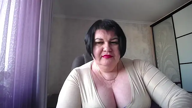 JuicyLady Di online show from 02-11-25, 12:27