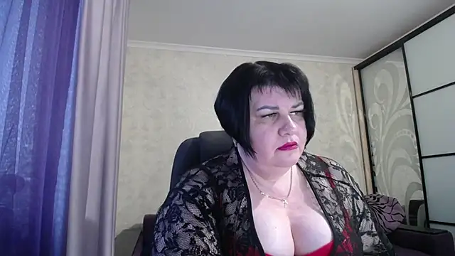 JuicyLady Di online show from 02-14-25, 02:44