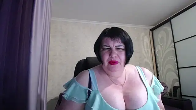 JuicyLady Di online show from 02-15-25, 03:28