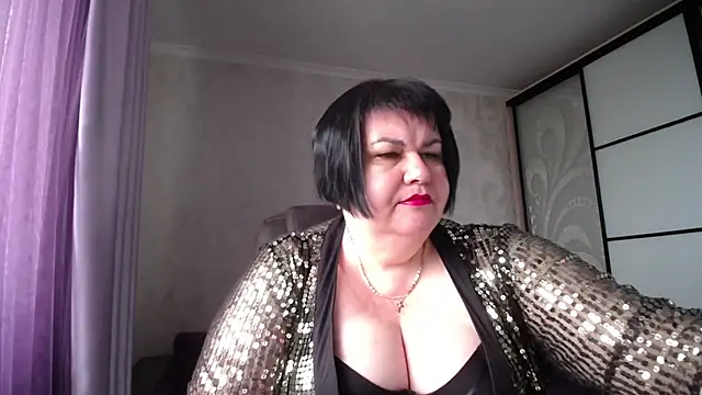 JuicyLady Di online show from 09-19-25, 05:09