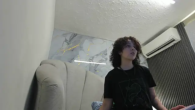 Katemoss70 online show from 03-02-25, 12:11