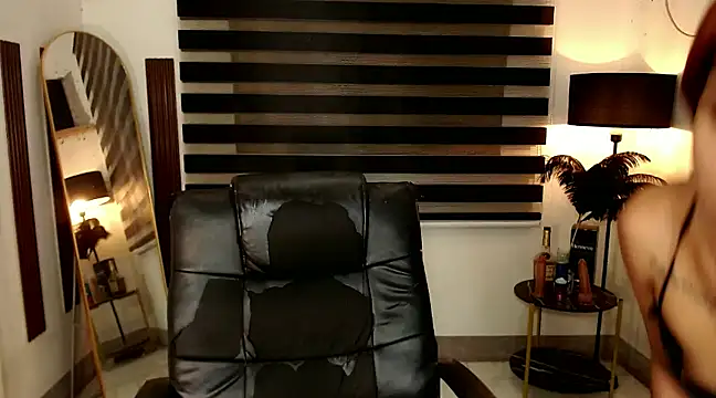 SarahAmber online show from 02-02-25, 11:19