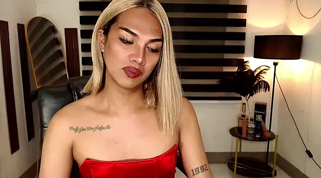 SarahAmber online show from 02-07-25, 09:48