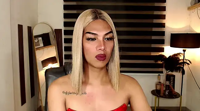 SarahAmber online show from 03-13-25, 04:01