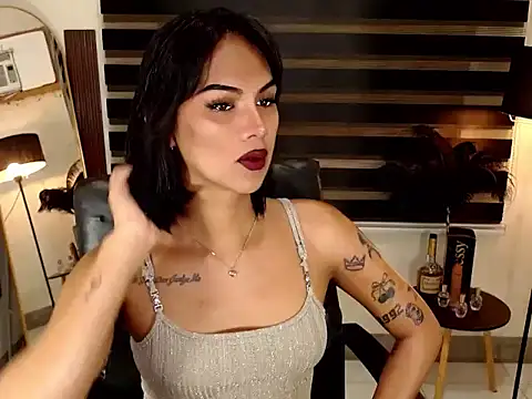 SarahAmber online show from 10-14-25, 06:03