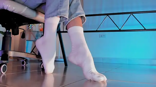 ArchieCollins online show from 09-17-25, 06:15