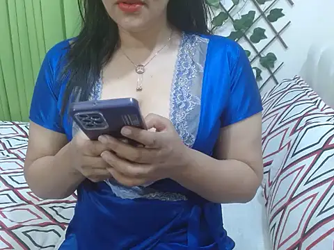 Lovelywife786 online show from 12-10-24, 03:41