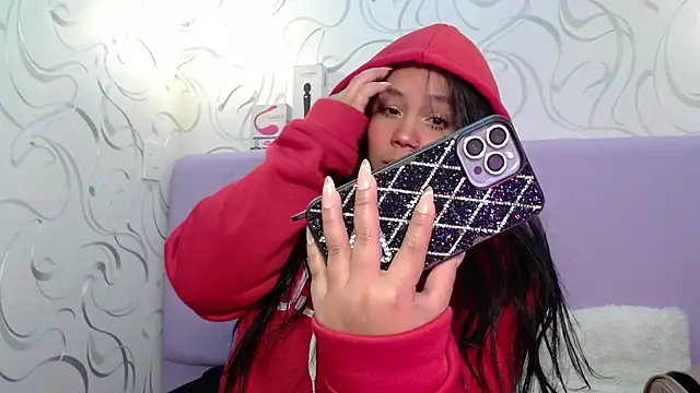 Snapshot of EmilyQueen3x chatting on 10-10-25, 01:32 EmilyQueen3x online show from 10-10-25, 01:32