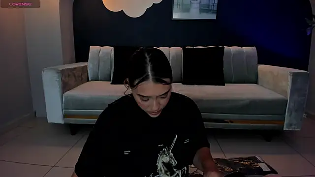 Snapshot of MartinnaBonnet chatting on 02-03-25, 01:30 MartinnaBonnet online show from 02-03-25, 01:30