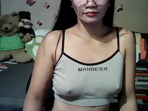 Snapshot of Mia_Rein chatting on 01-19-26, 02:10 Mia Rein online show from 01-19-26, 02:10