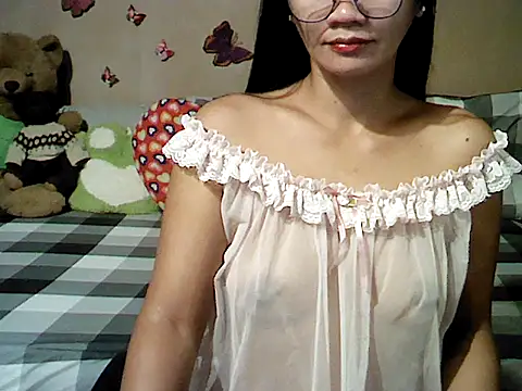 Snapshot of Mia_Rein chatting on 02-10-26, 01:10 Mia Rein online show from 02-10-26, 01:10