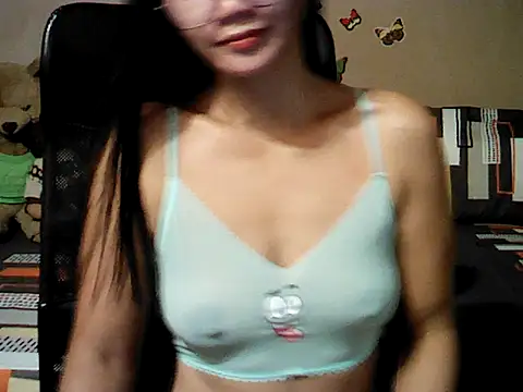 Snapshot of Mia_Rein chatting on 03-12-26, 11:27 Mia Rein online show from 03-12-26, 11:27