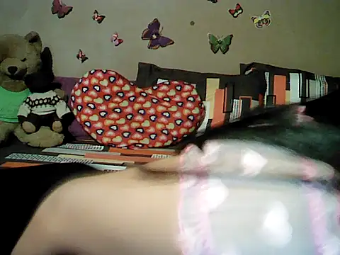 Snapshot of Mia_Rein chatting on 03-24-26, 03:39 Mia Rein online show from 03-24-26, 03:39