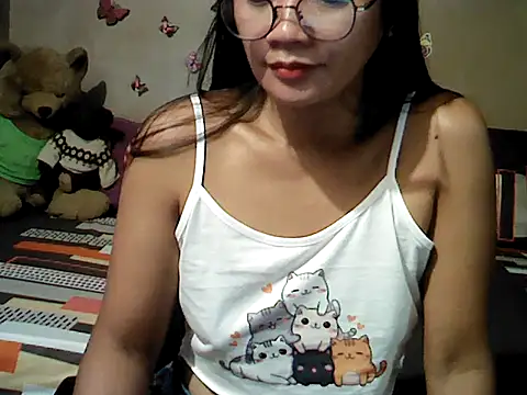 Snapshot of Mia_Rein chatting on 03-29-26, 03:50 Mia Rein online show from 03-29-26, 03:50