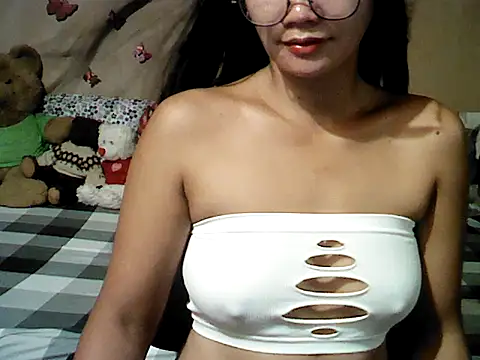 Mia Rein online show from 05-29-26, 02:15