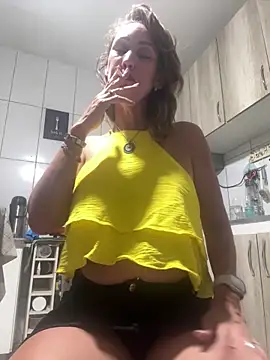 Snapshot of RAIRAsexy chatting on 01-02-25, 01:06 RAIRAsexy online show from 01-02-25, 01:06