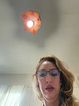 Snapshot of RAIRAsexy chatting on 03-01-26, 08:33 RAIRAsexy online show from 03-01-26, 08:33