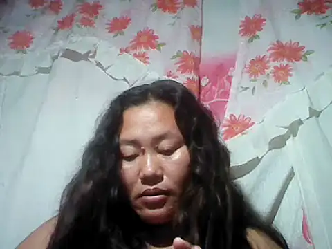 Snapshot of Sexyhorney4u chatting on 12-27-24, 01:18 Sexyhorney4u online show from 12-27-24, 01:18