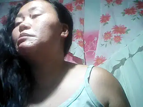 Snapshot of Sexyhorney4u chatting on 12-27-24, 09:32 Sexyhorney4u online show from 12-27-24, 09:32