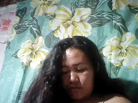 Snapshot of Sexyhorney4u chatting on 01-15-25, 09:41 Sexyhorney4u online show from 01-15-25, 09:41