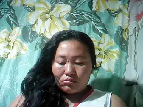 Snapshot of Sexyhorney4u chatting on 02-12-25, 08:18 Sexyhorney4u online show from 02-12-25, 08:18