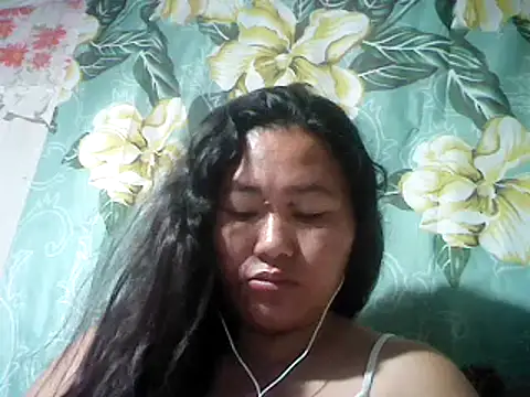 Snapshot of Sexyhorney4u chatting on 02-16-25, 07:49 Sexyhorney4u online show from 02-16-25, 07:49