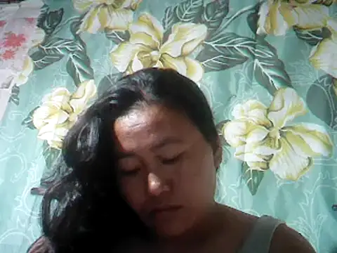 Snapshot of Sexyhorney4u chatting on 02-24-25, 03:20 Sexyhorney4u online show from 02-24-25, 03:20