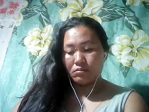 Snapshot of Sexyhorney4u chatting on 02-25-25, 02:14 Sexyhorney4u online show from 02-25-25, 02:14