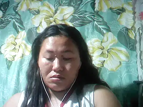 Snapshot of Sexyhorney4u chatting on 02-28-25, 08:28 Sexyhorney4u online show from 02-28-25, 08:28