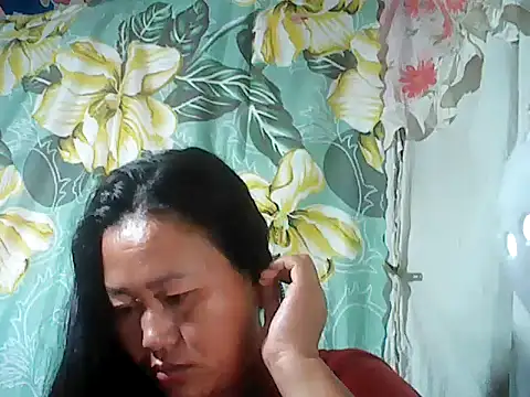 Snapshot of Sexyhorney4u chatting on 09-20-25, 08:32 Sexyhorney4u online show from 09-20-25, 08:32