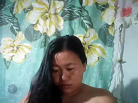 Snapshot of Sexyhorney4u chatting on 09-24-25, 08:12 Sexyhorney4u online show from 09-24-25, 08:12