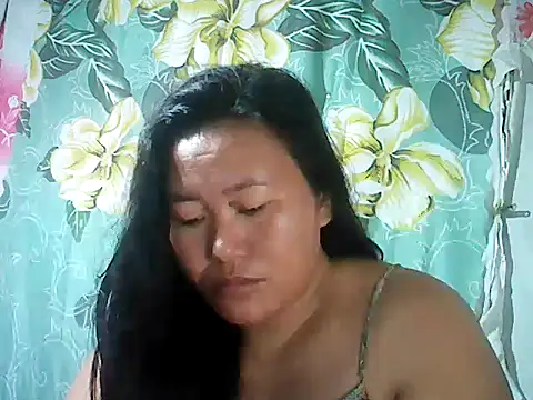 Snapshot of Sexyhorney4u chatting on 09-28-25, 08:58 Sexyhorney4u online show from 09-28-25, 08:58