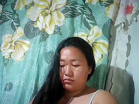 Snapshot of Sexyhorney4u chatting on 10-21-25, 09:15 Sexyhorney4u online show from 10-21-25, 09:15