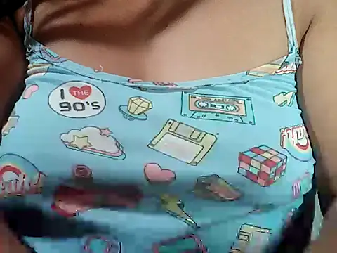 Snapshot of Sexyhorney4u chatting on 11-28-25, 02:53 Sexyhorney4u online show from 11-28-25, 02:53