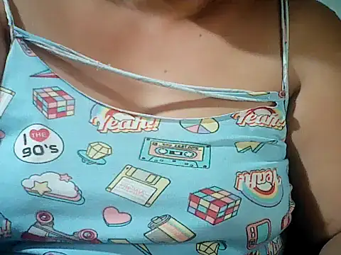 Snapshot of Sexyhorney4u chatting on 12-01-25, 09:20 Sexyhorney4u online show from 12-01-25, 09:20