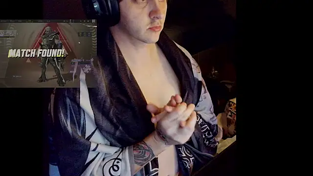 risque crochet online show from 12-01-25, 07:46