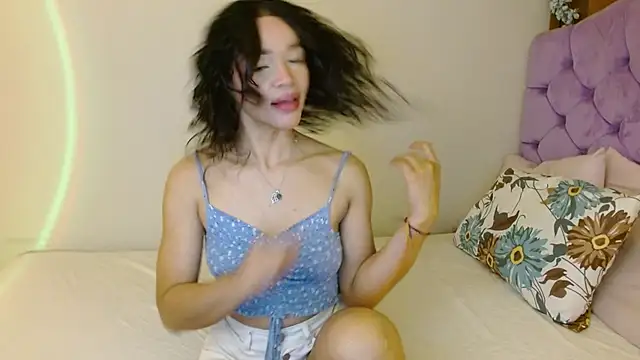 Snapshot of kiarablue chatting on 09-24-25, 02:15 kiarablue online show from 09-24-25, 02:15