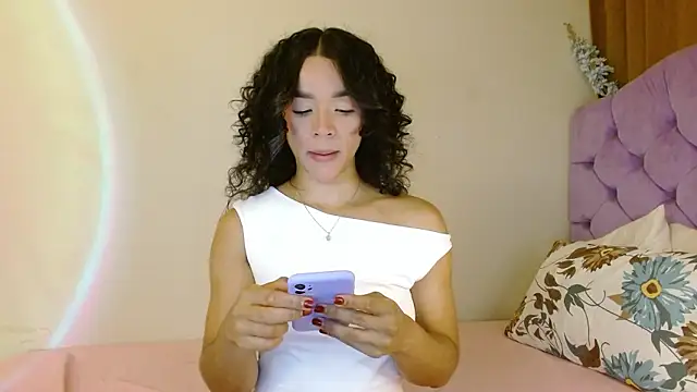 Snapshot of kiarablue chatting on 03-28-26, 04:12 kiarablue online show from 03-28-26, 04:12